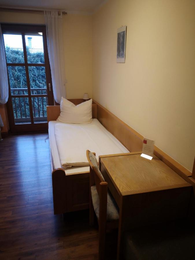 Gasthof Metzgerwirt 3* Regenstauf